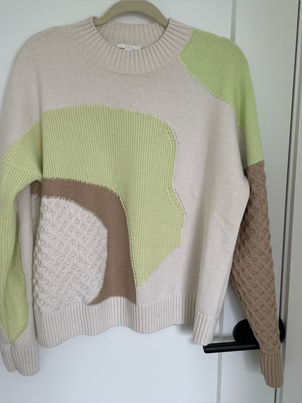COS crewneck color block wool-cotton sweater with neon green detailing - Picture 6 of 12